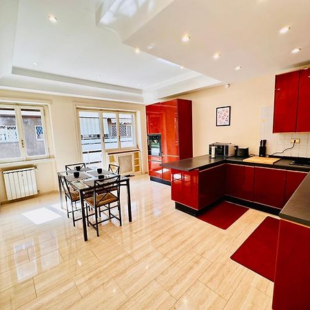 Luxurious Flat Close To The Vatican/Metro ローマ エクステリア 写真