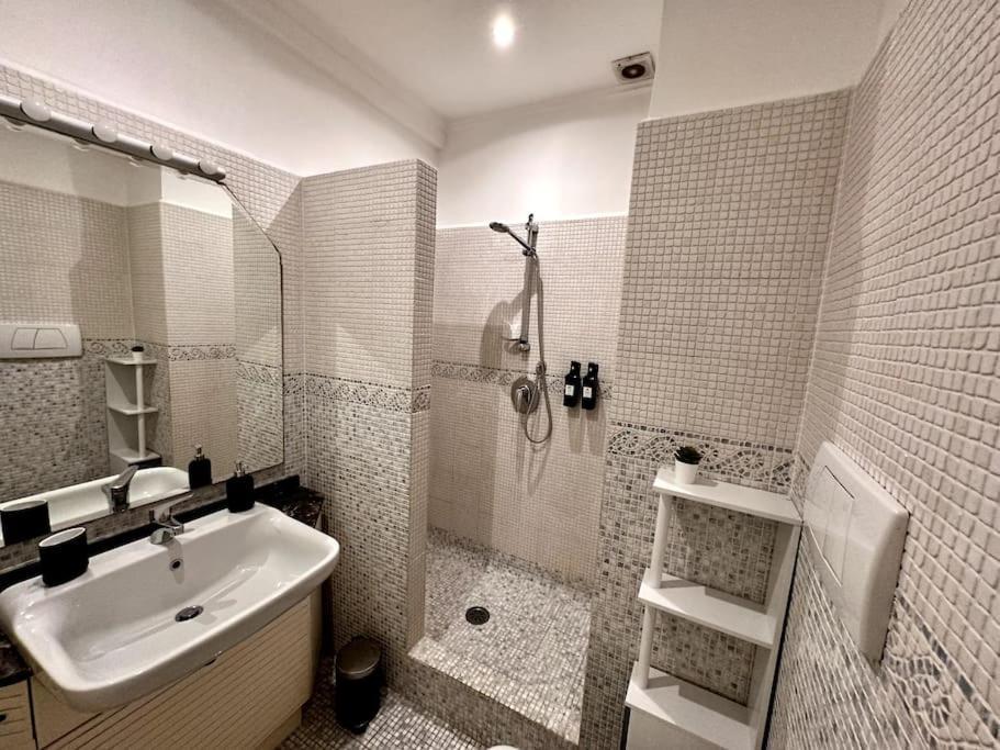 Luxurious Flat Close To The Vatican/Metro ローマ エクステリア 写真